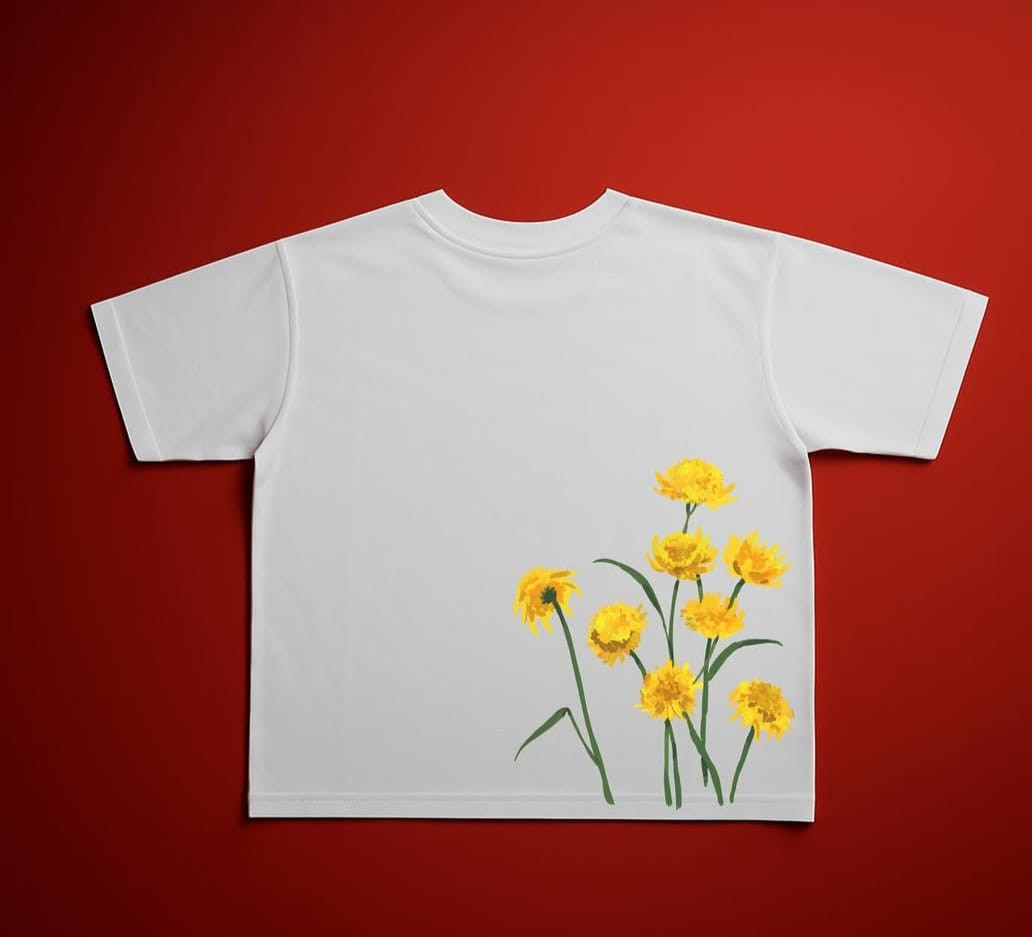 Floral spring tee - spring is green